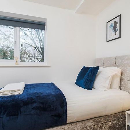 Beautiful 3 Bed House With Amazing Views In Dartford, Kent Apartment Exterior photo